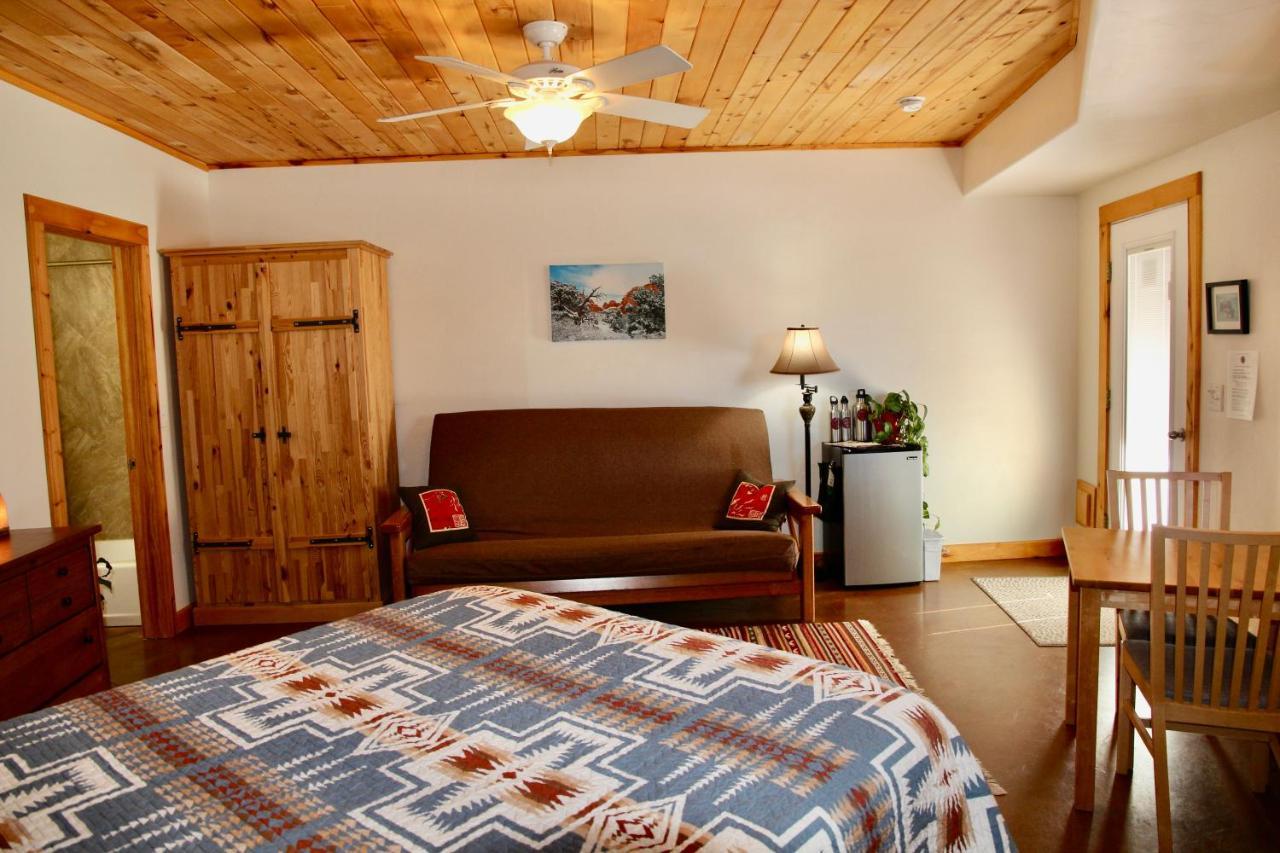 Red Moon Lodge Moab Εξωτερικό φωτογραφία